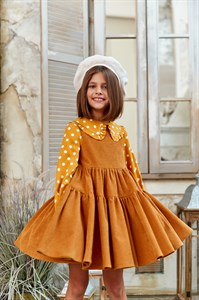 Блузка с воротником в горошек